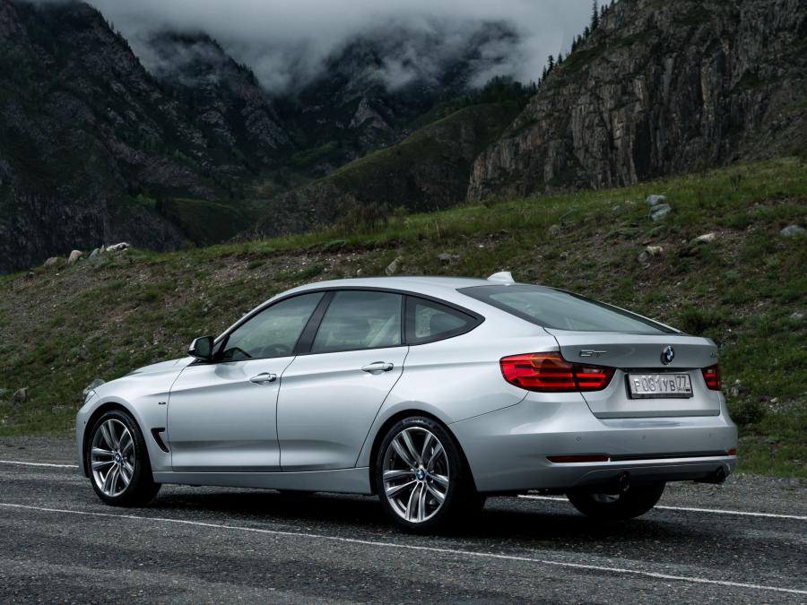  BMW 335i Gran Turismo Sport Line 2013 года  (фото 6 из 16)